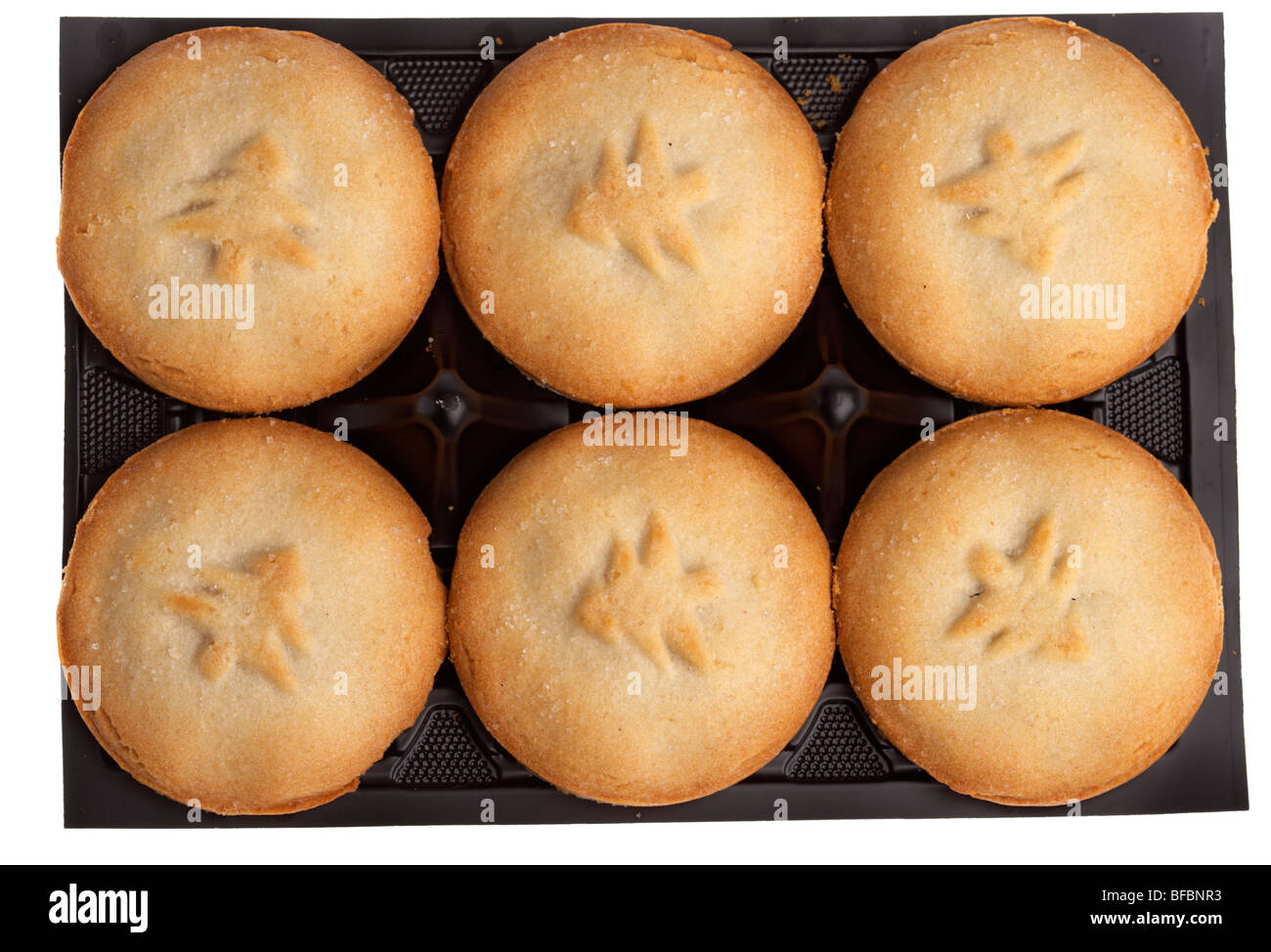 plastic tray of six mass produced mince pies Stock Photo Alamy