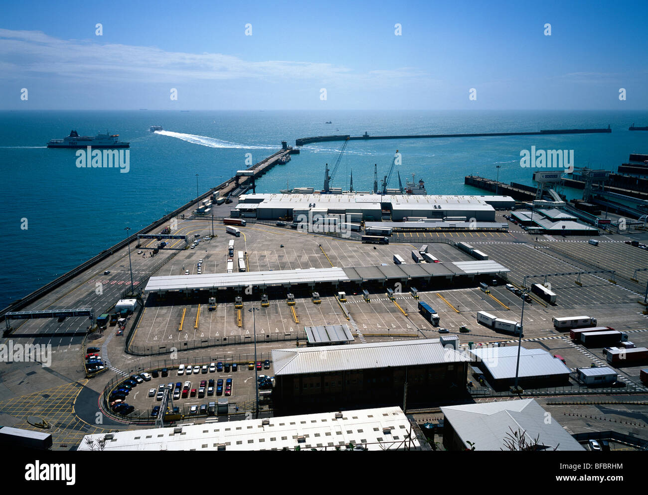 Ferry dover p&o hi-res stock photography and images - Alamy