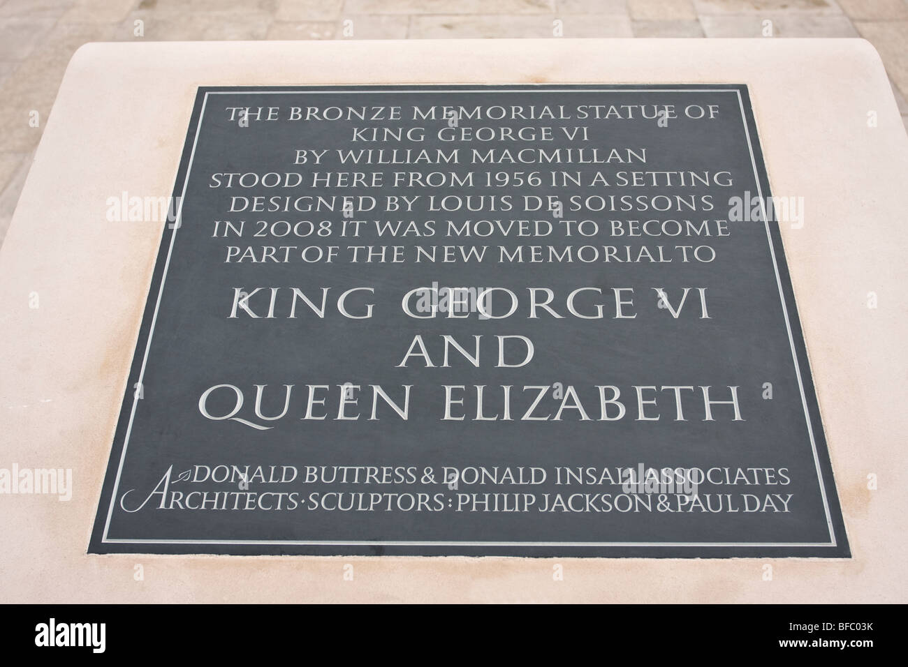 In Carlton Gardens, St James, just off Pall Mall is this informative plaque relating to King George VI and Queen Elizabeth. Stock Photo