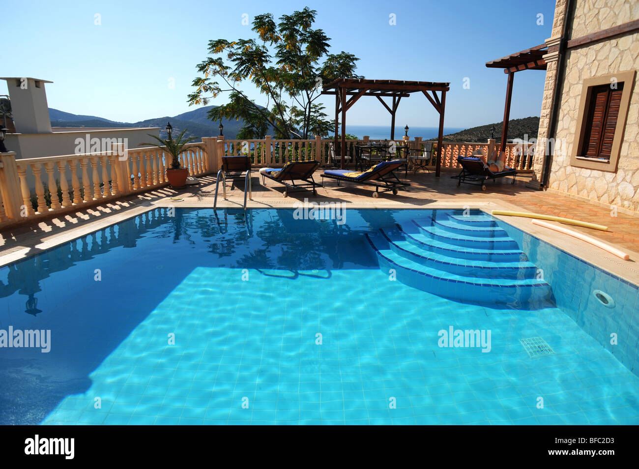 Mediterranean villa swimming pool hi-res stock photography and images ...