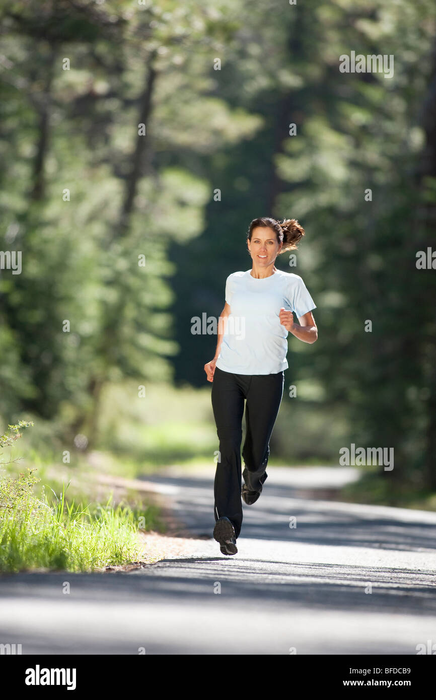 V 40 hi-res stock photography and images - Page 3 - Alamy