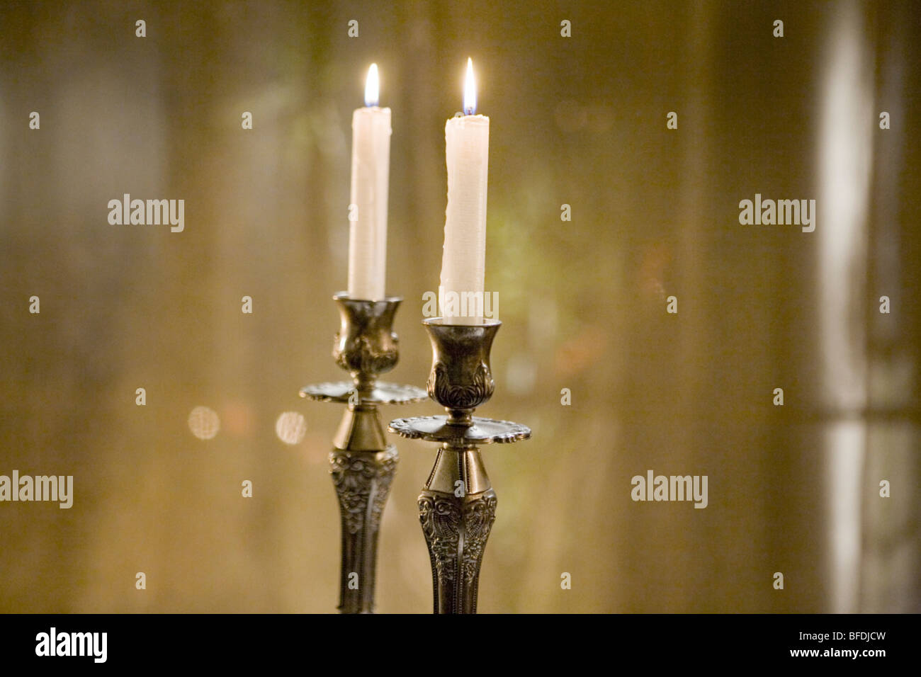 The shabbat candles hi-res stock photography and images - Alamy