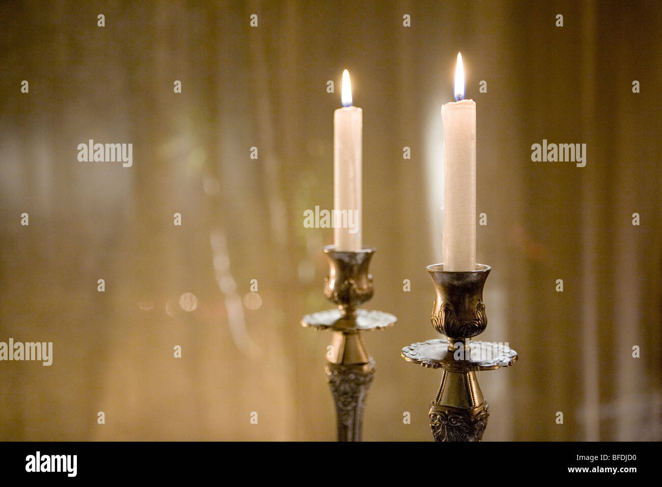 Shabbat candles hi-res stock photography and images - Alamy