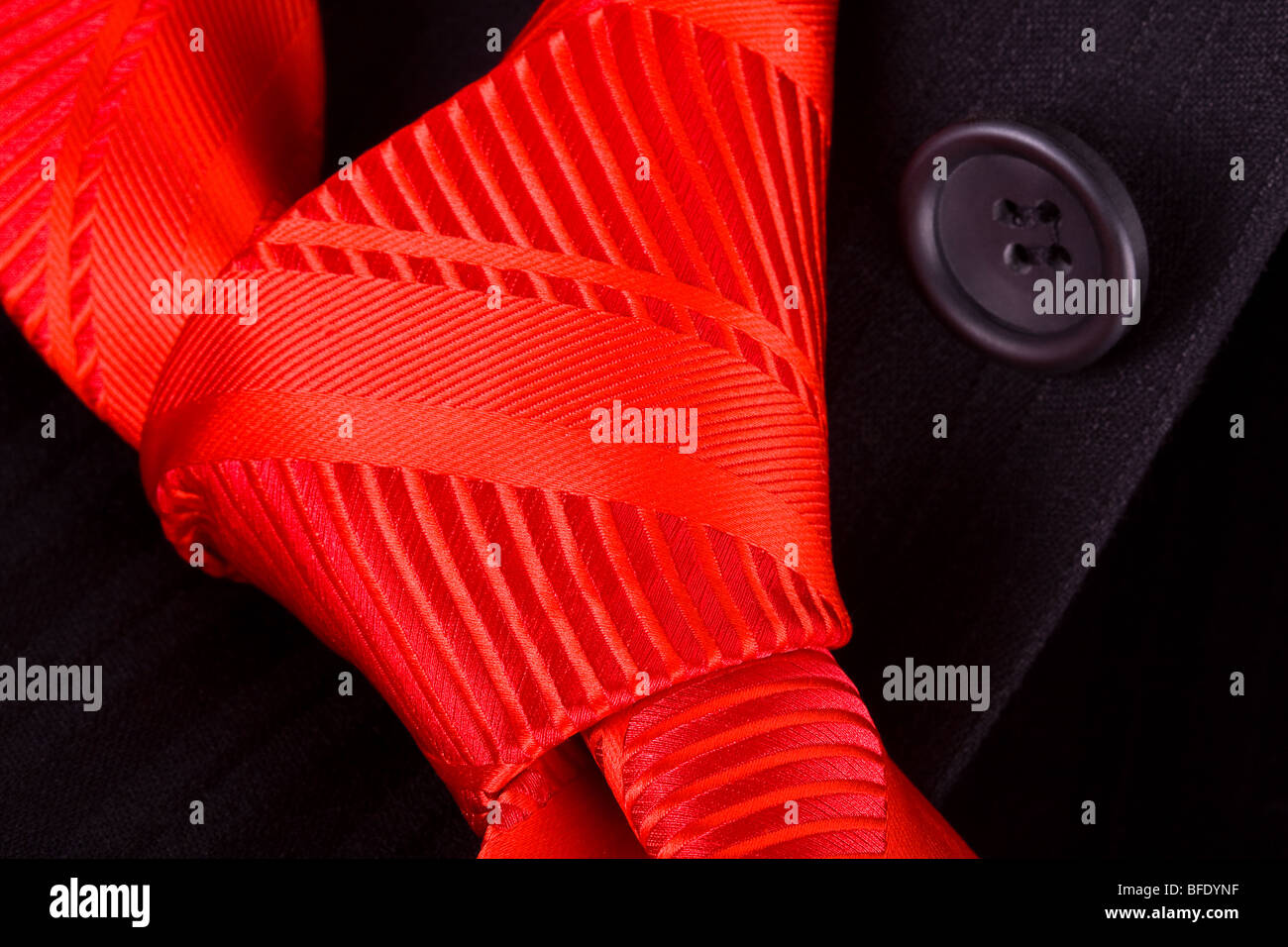 Black and red suit hi-res stock photography and images - Alamy
