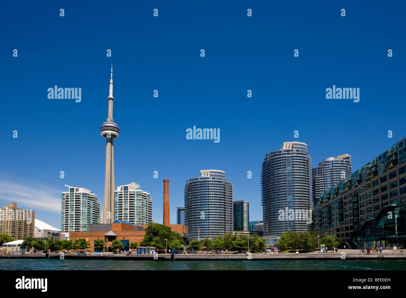 Canada ontario toronto harbourfront hi-res stock photography and images ...