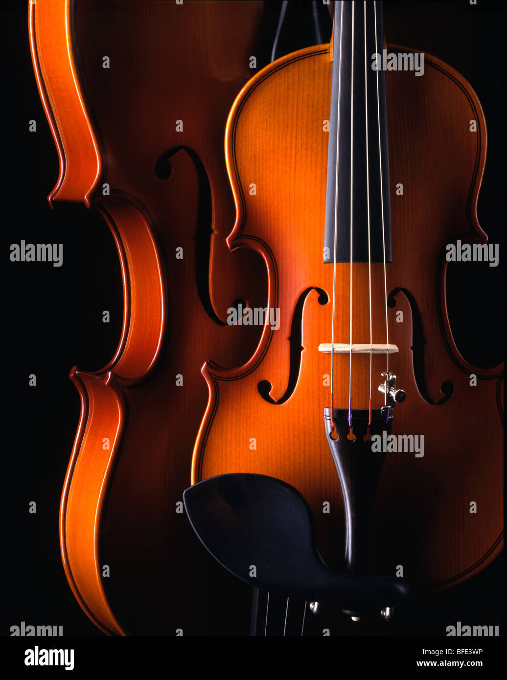 Two violins hires stock photography and images Alamy