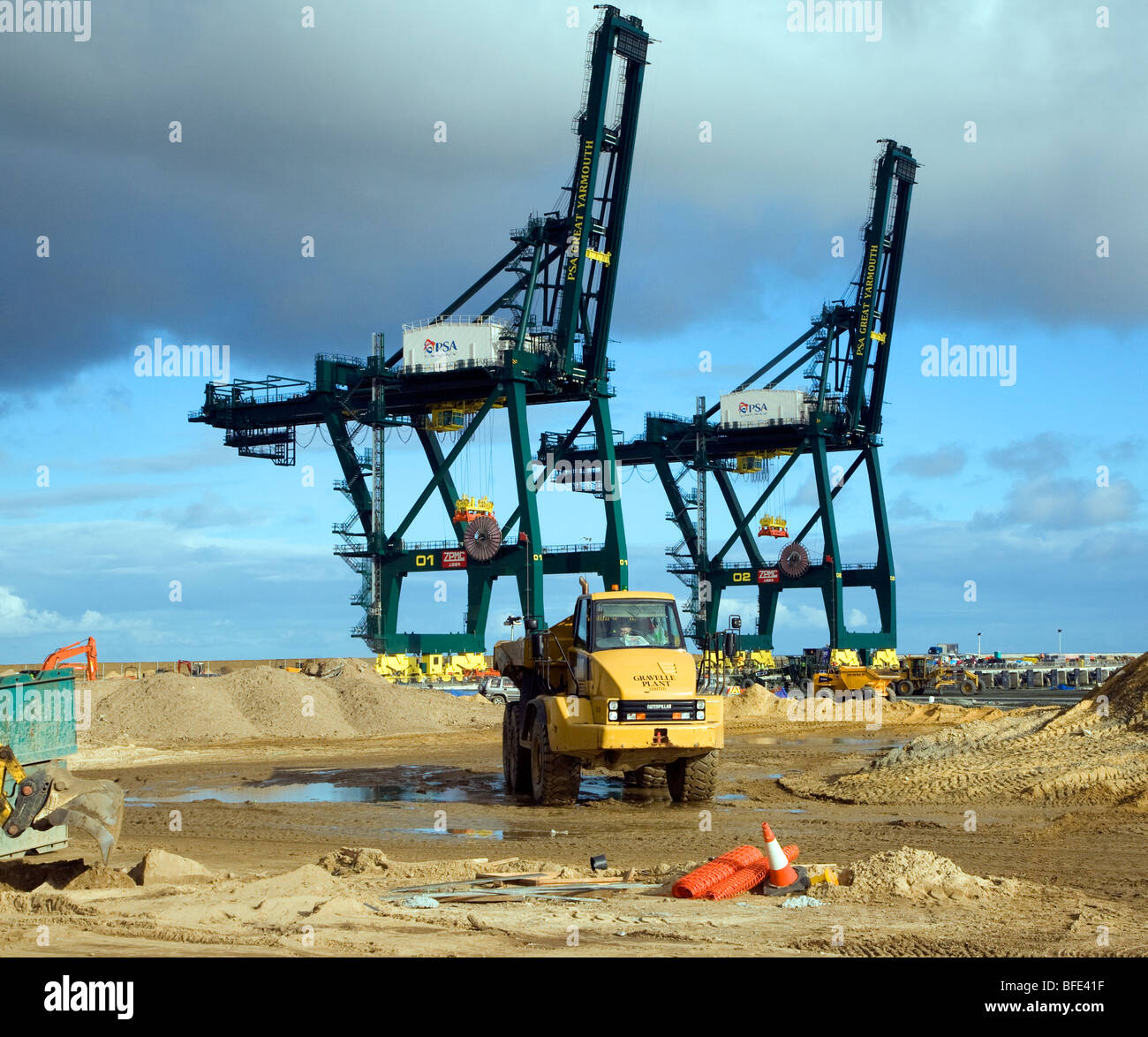 Great Yarmouth Outer Harbour construction project, November 2009