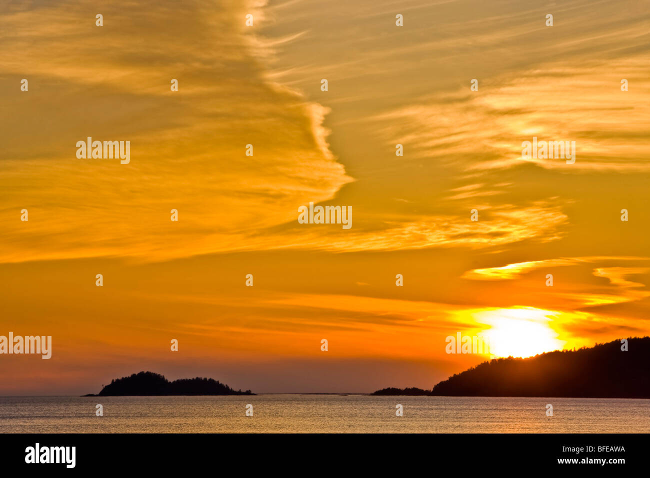 Agawa Bay at sunset, Lake Superior, Lake Superior Provincial Park, Ontario, Canada Stock Photo