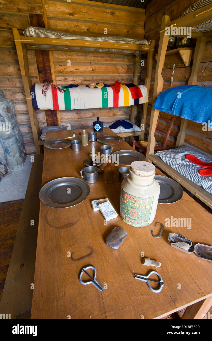 Married quarters hires stock photography and images Alamy