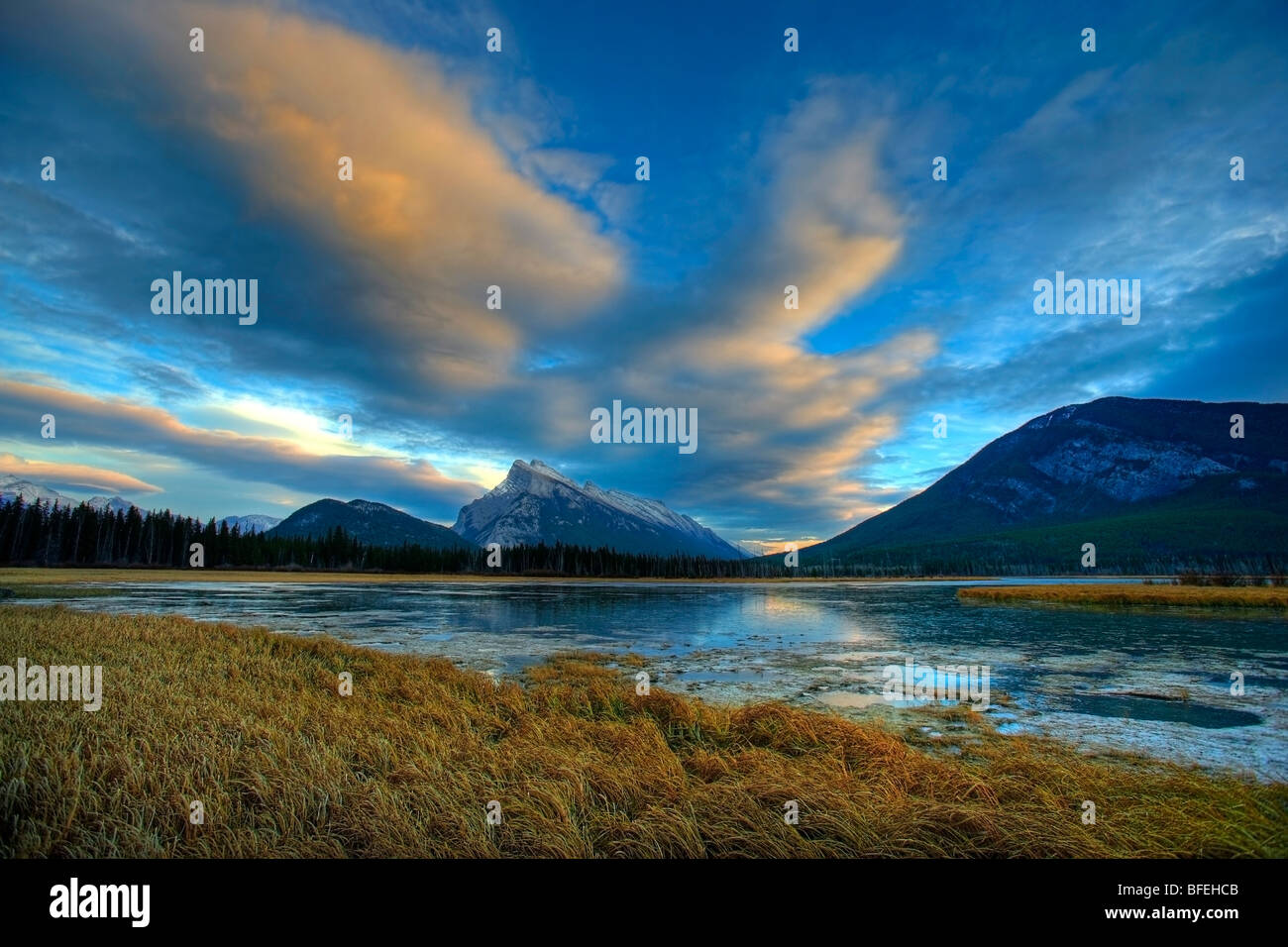 Sunset clouds over Mount Rundle and the Vermillion Lakes, Banff, Alberta, Canada Stock Photo