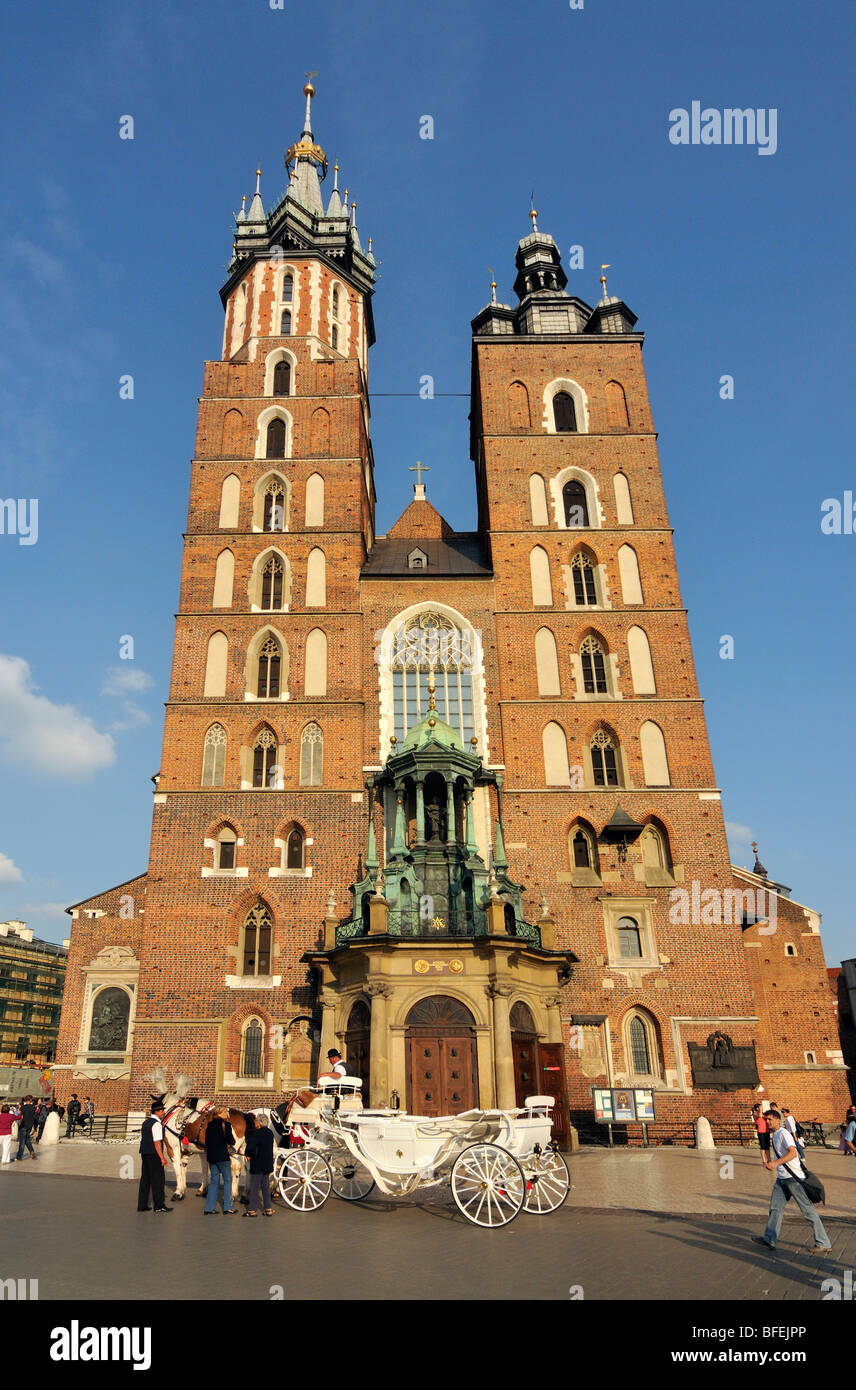 Gothic brick church hi-res stock photography and images - Alamy