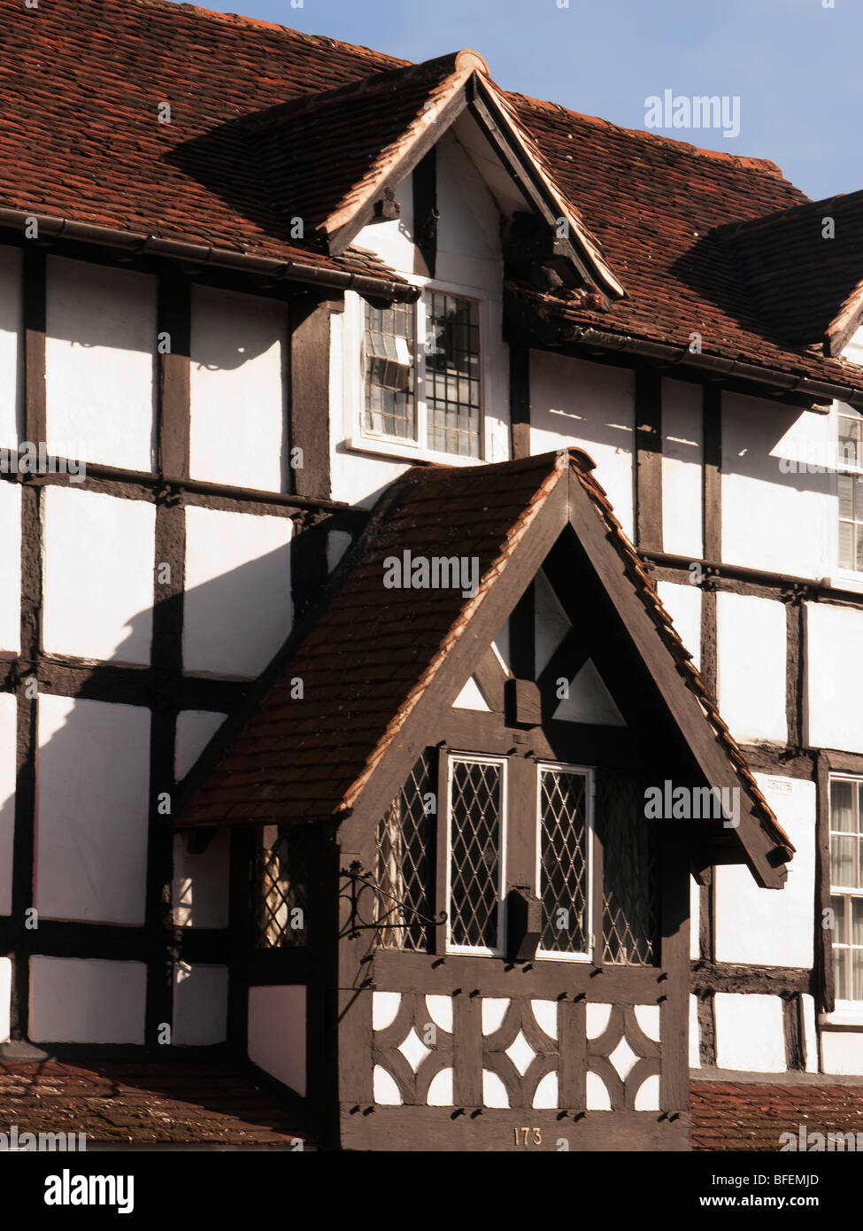 color colour high street henley in arden henley arden village village