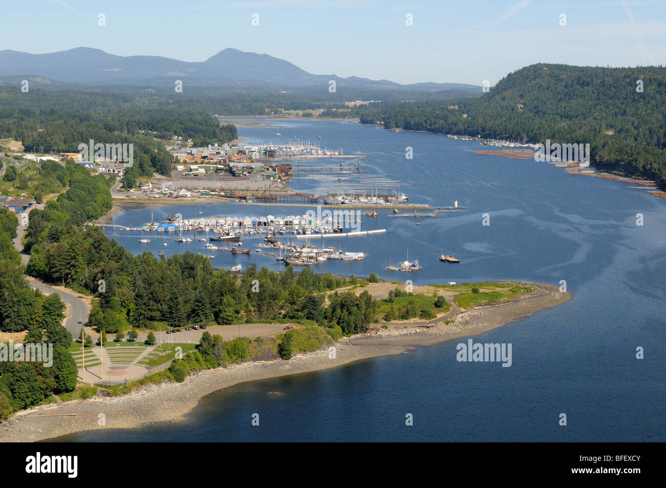 Ladysmith aerial hires stock photography and images Alamy