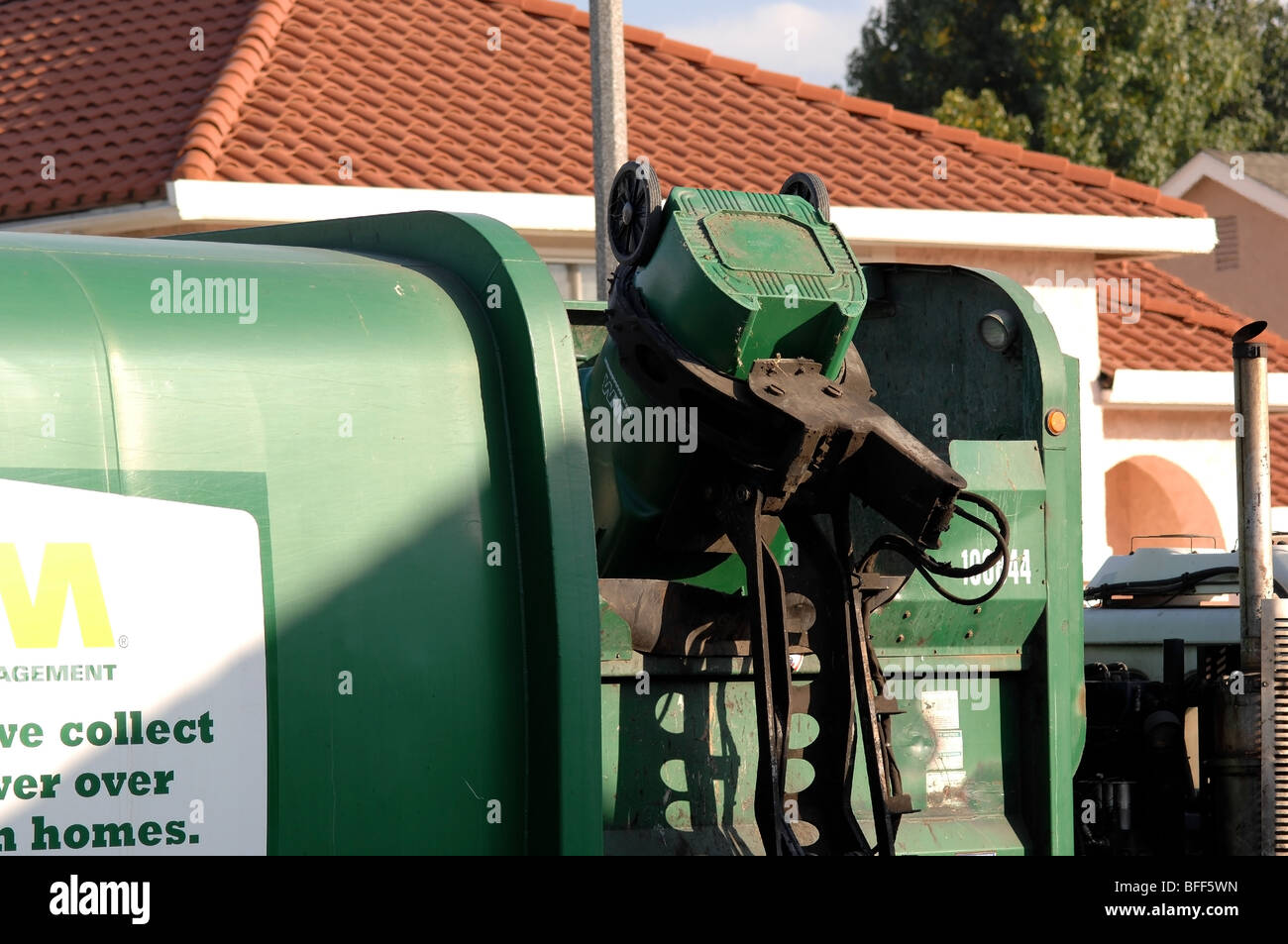 Trash / Refuse collection in Southern California Stock Photo Alamy
