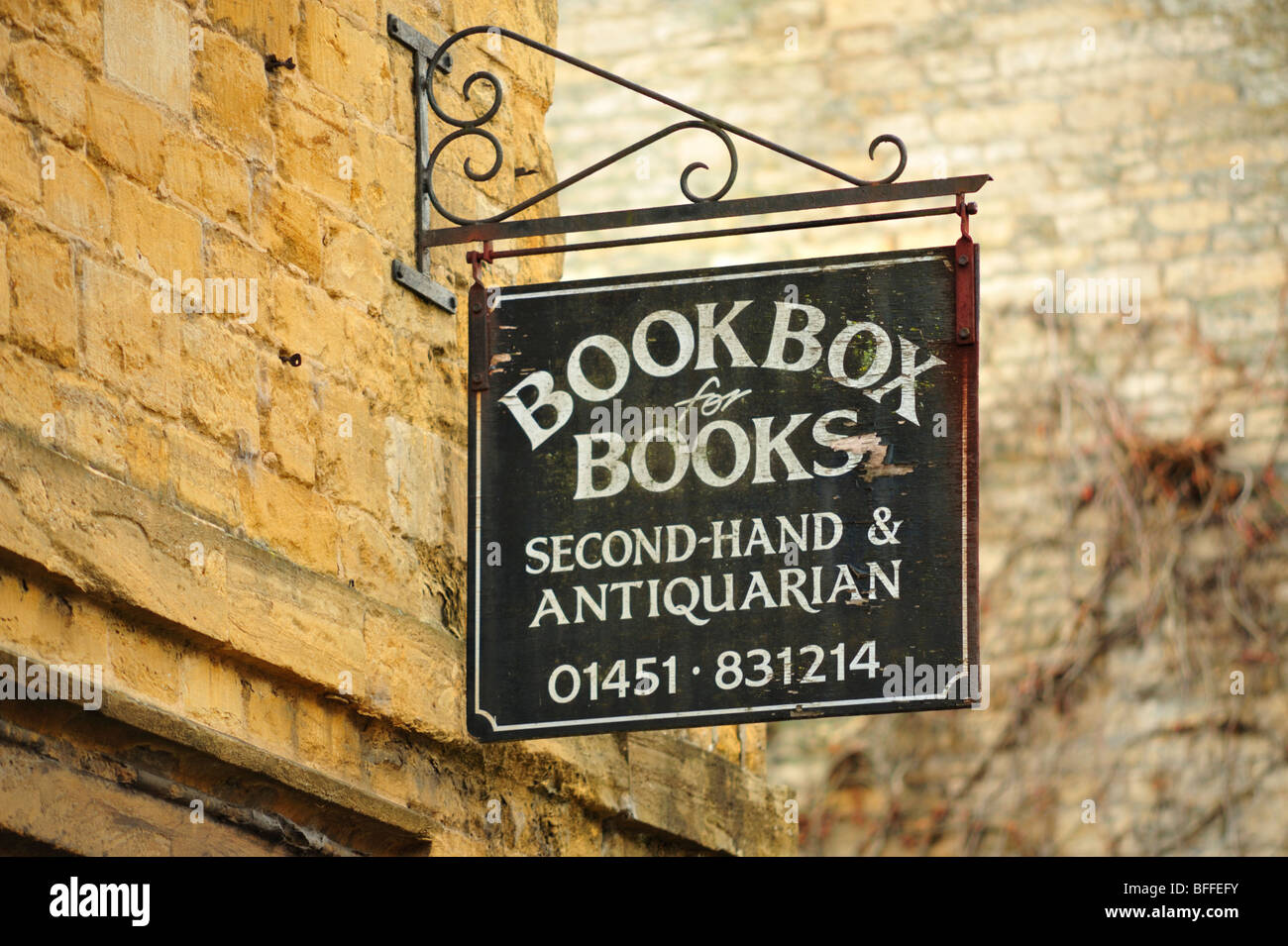 STOW-ON-THE-WOLD, GLOUCESTERSHIRE, UK - OCTOBER 31, 2009:  Book Shop Sign in the village Stock Photo