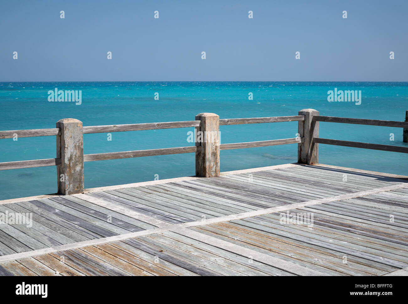 Jetty looking out over turquoise sea, Bermuda Stock Photo