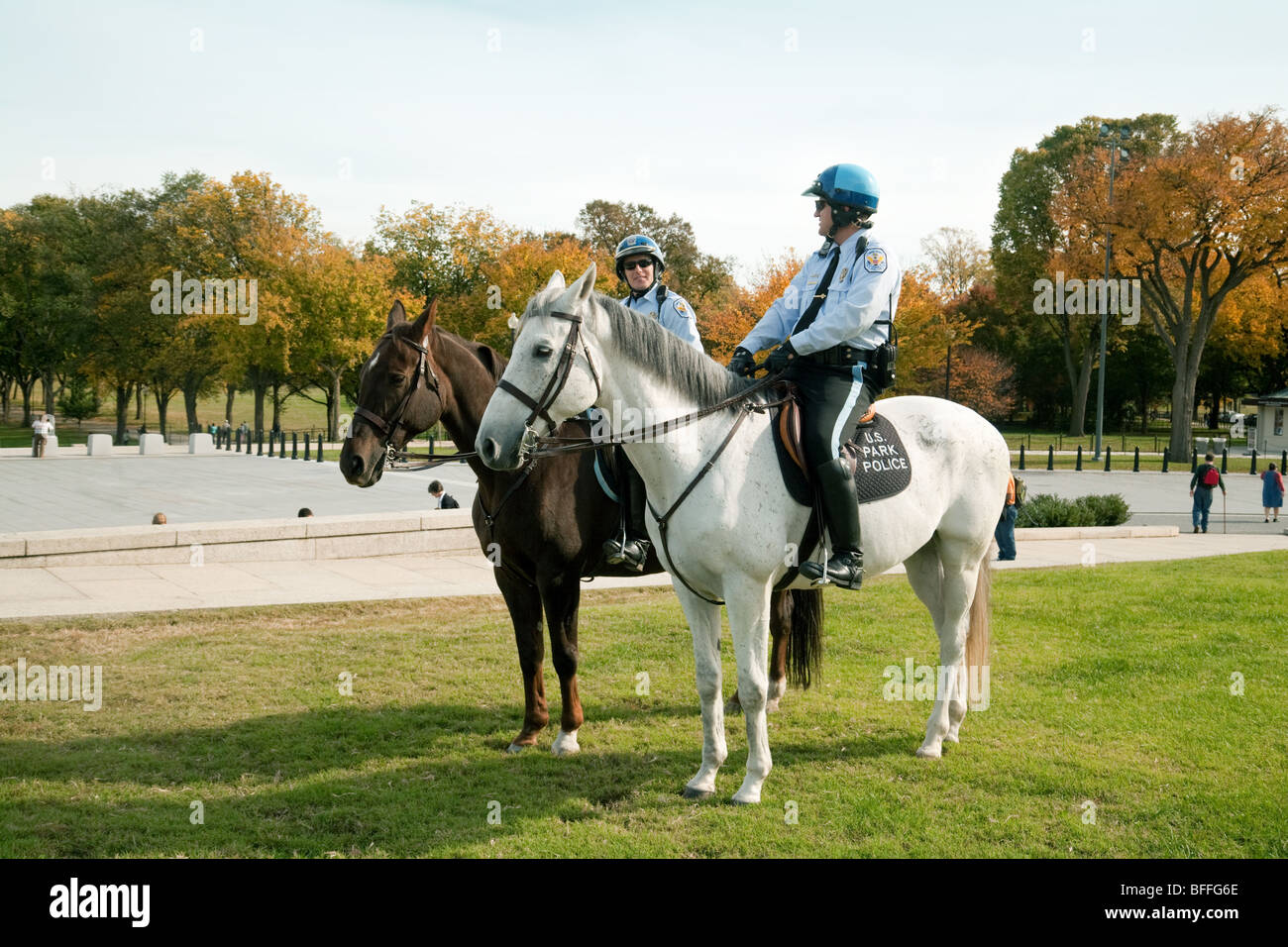 Two mounted US Park Police near the Lincoln Memorial, Washington DC, USA Stock Photo