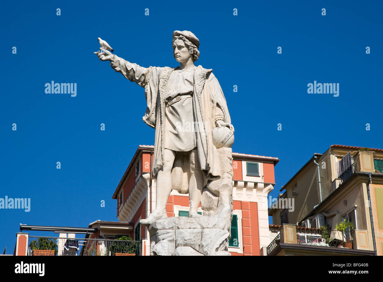 Christopher columbus statue hires stock photography and images Alamy