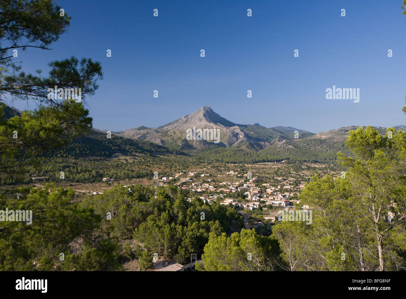 Es Capdella Mallorca Balearic Islands Spain Stock Photo Alamy es-capdella-mallorca-balearic-islands-spain-stock-photo-alamy