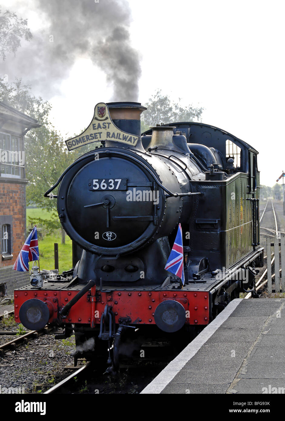 Steam train at Cranmore station Stock Photo