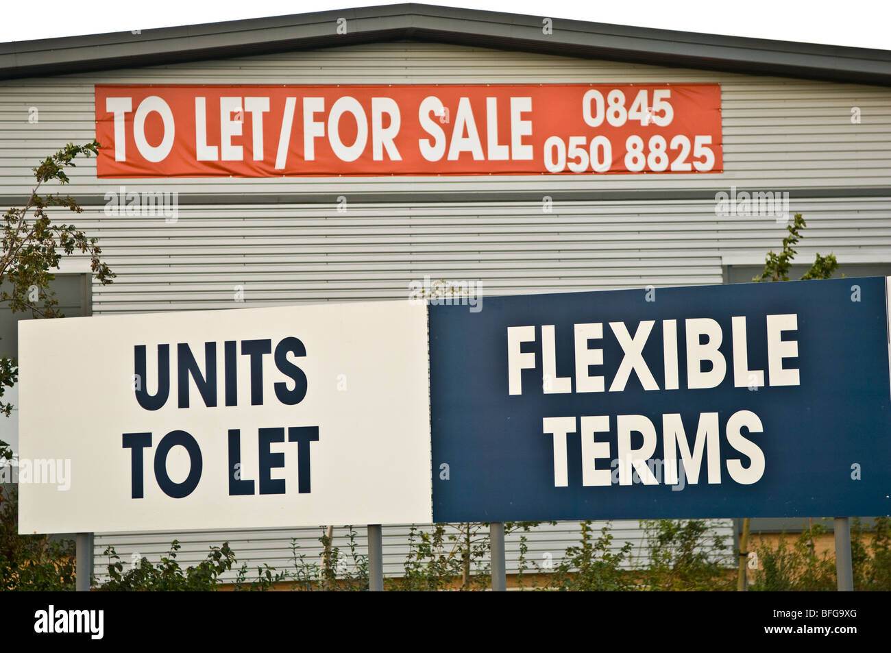 Commercial and industrial units for sale or let Stock Photo Alamy