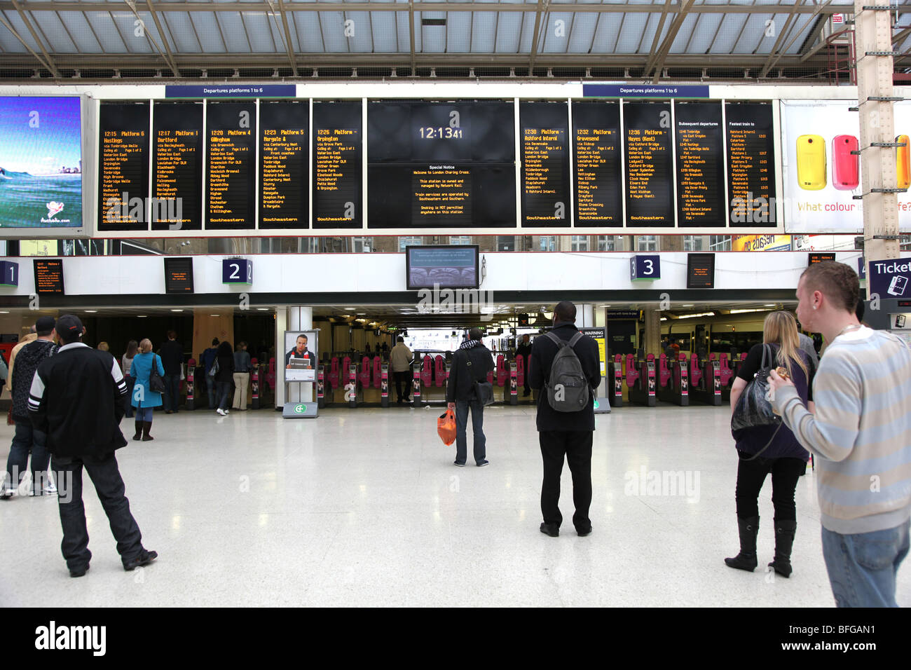 Station departures board indicator hires stock photography and images