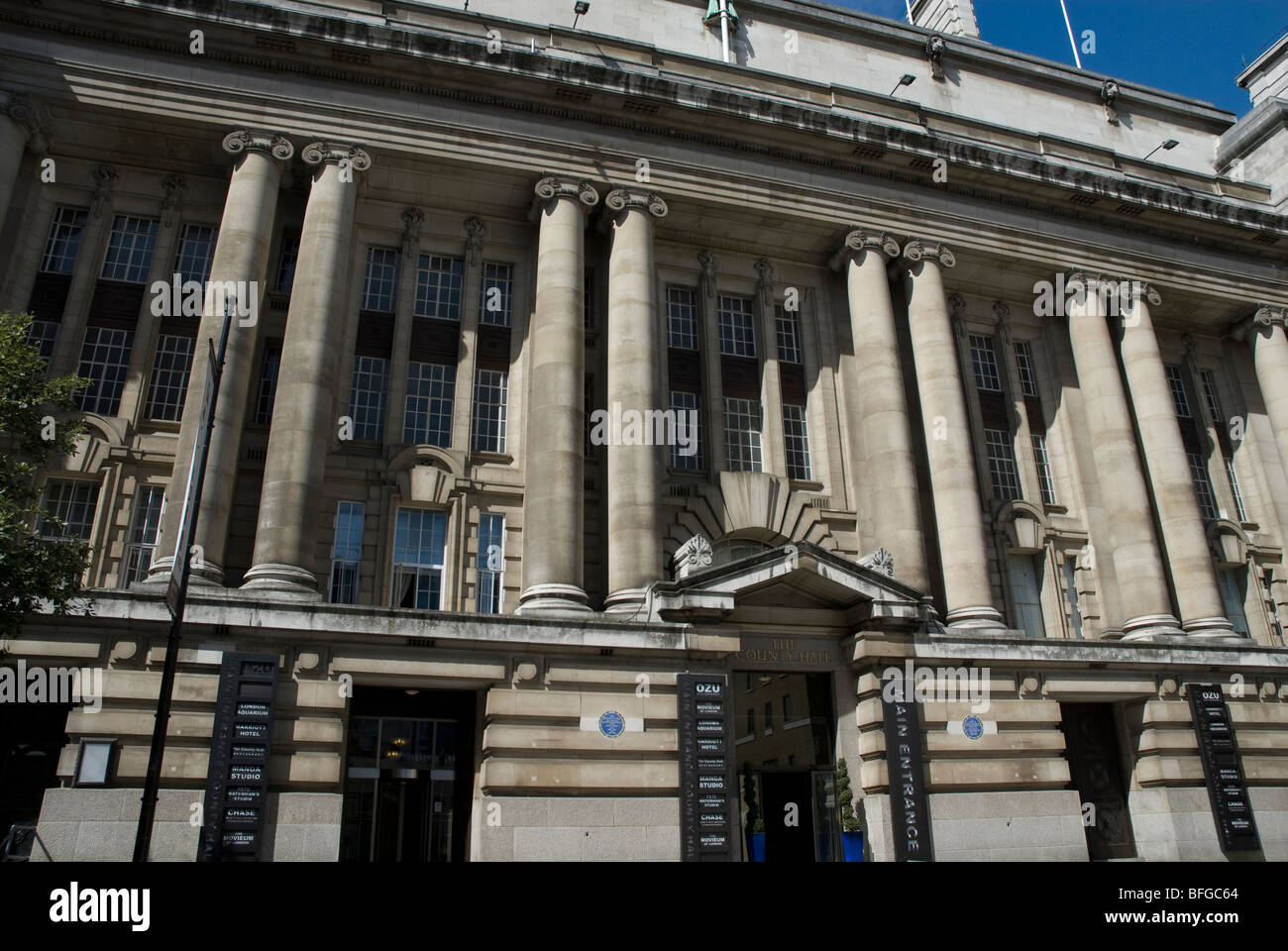 County Hall Southbank London UK Stock Photo Alamy