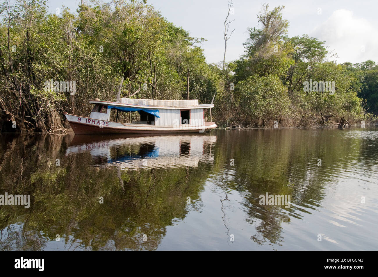 Amazon riverboat hires stock photography and images Alamy