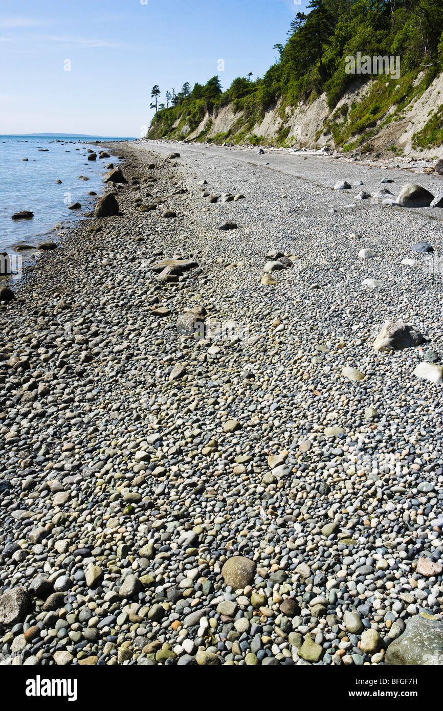 The rocky beach and shore at Point Whitehorn Marine Reserve in Whatcom County, Washington, USA. Stock Photo