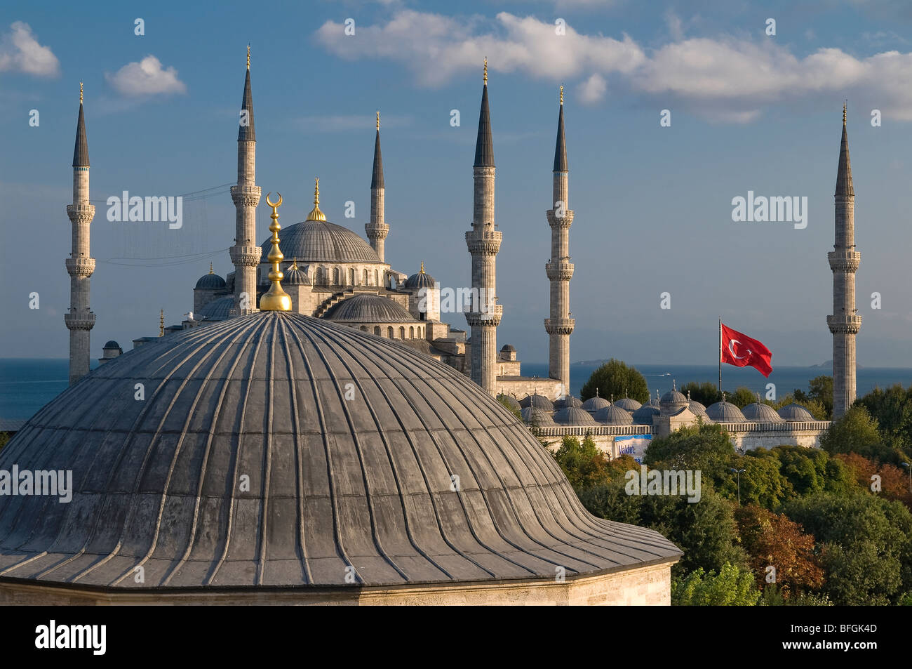 Blue mosque architecture hi-res stock photography and images - Alamy