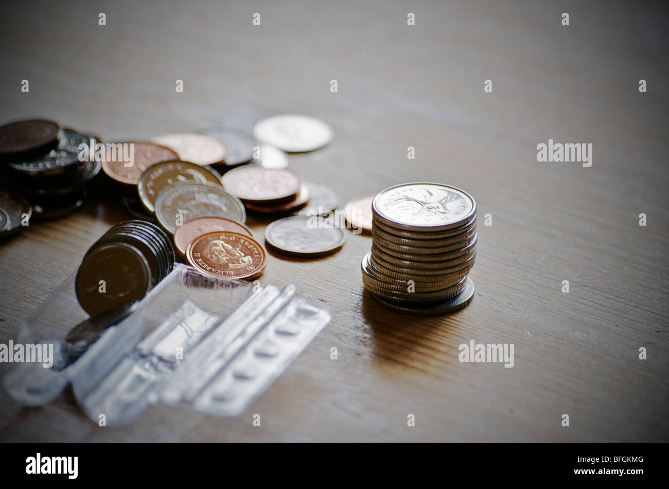 Roll of quarters hires stock photography and images Alamy