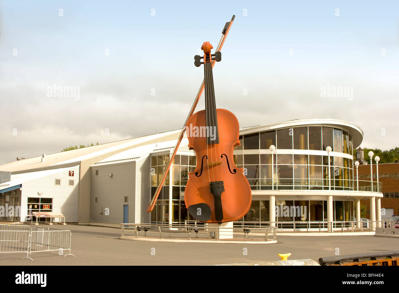 World's Largest Fiddle, Sydney, Cape Breton, Nova Scotia, Canada Stock Photo