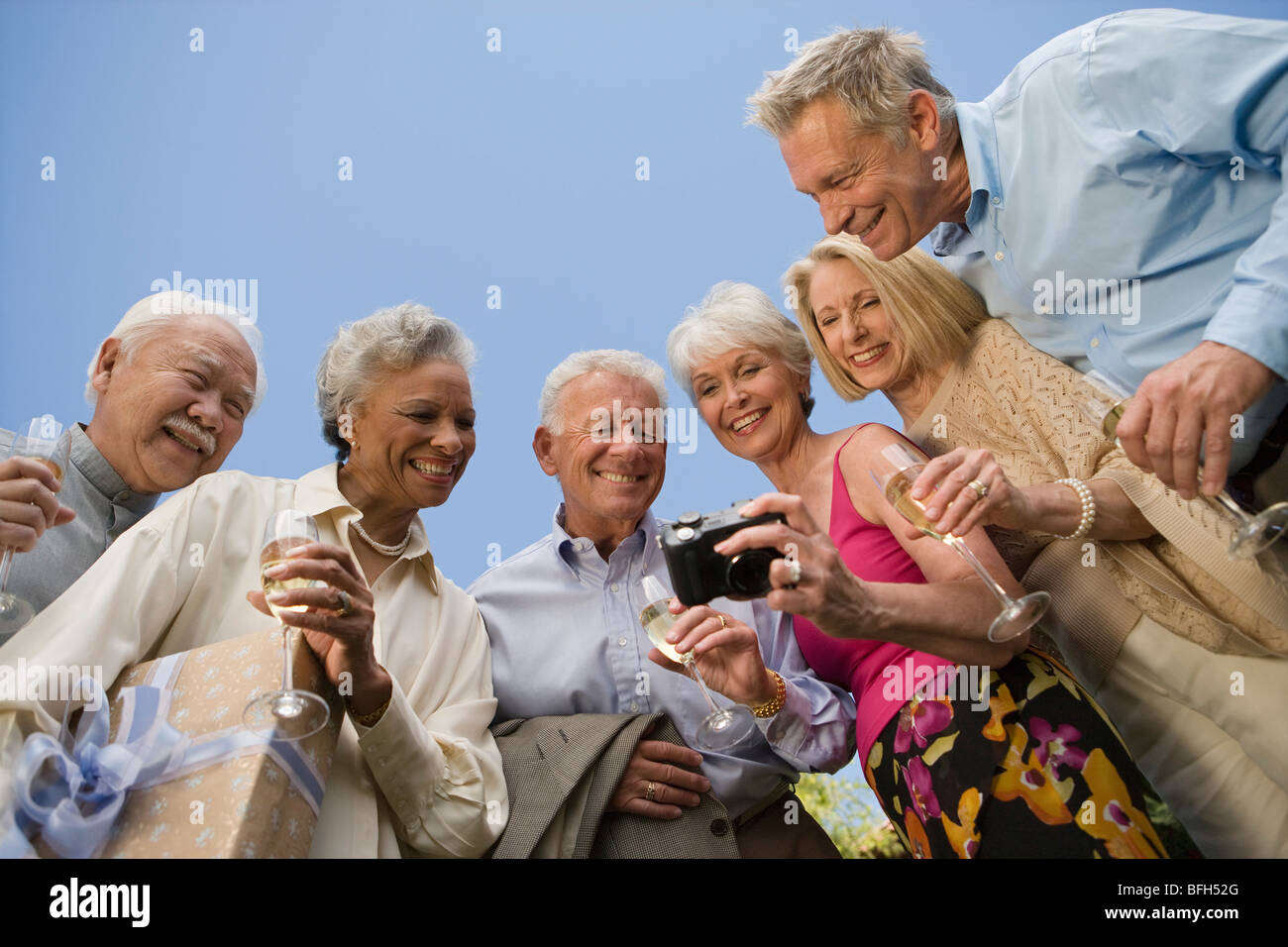 Pictures low angle hi-res stock photography and images - Alamy