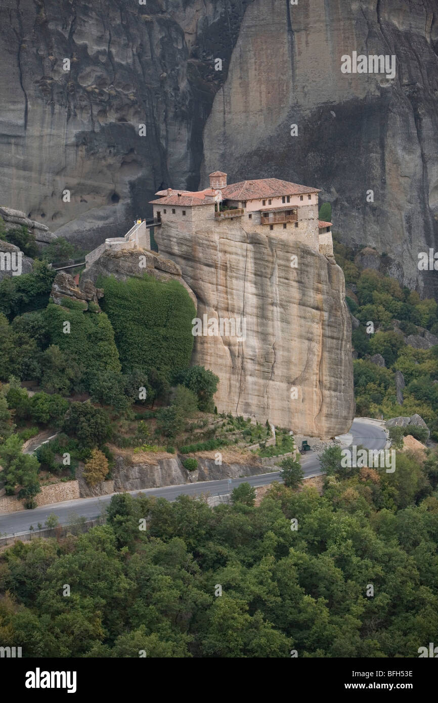 The cliff top Monasteries of the Meteora in Greece Stock Photo Alamy