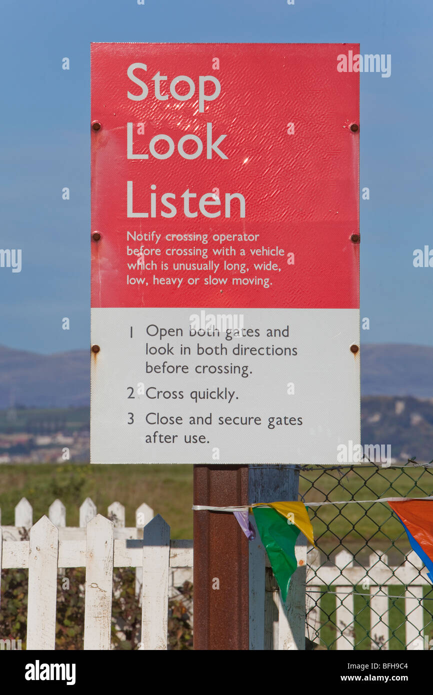 Stop Look Listen warning sign Stock Photo