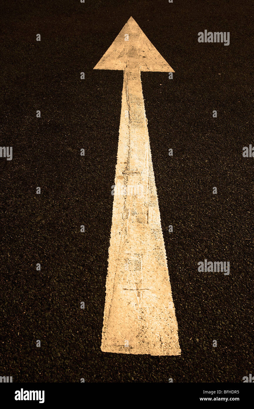 Roadmark High Resolution Stock Photography and Images - Alamy