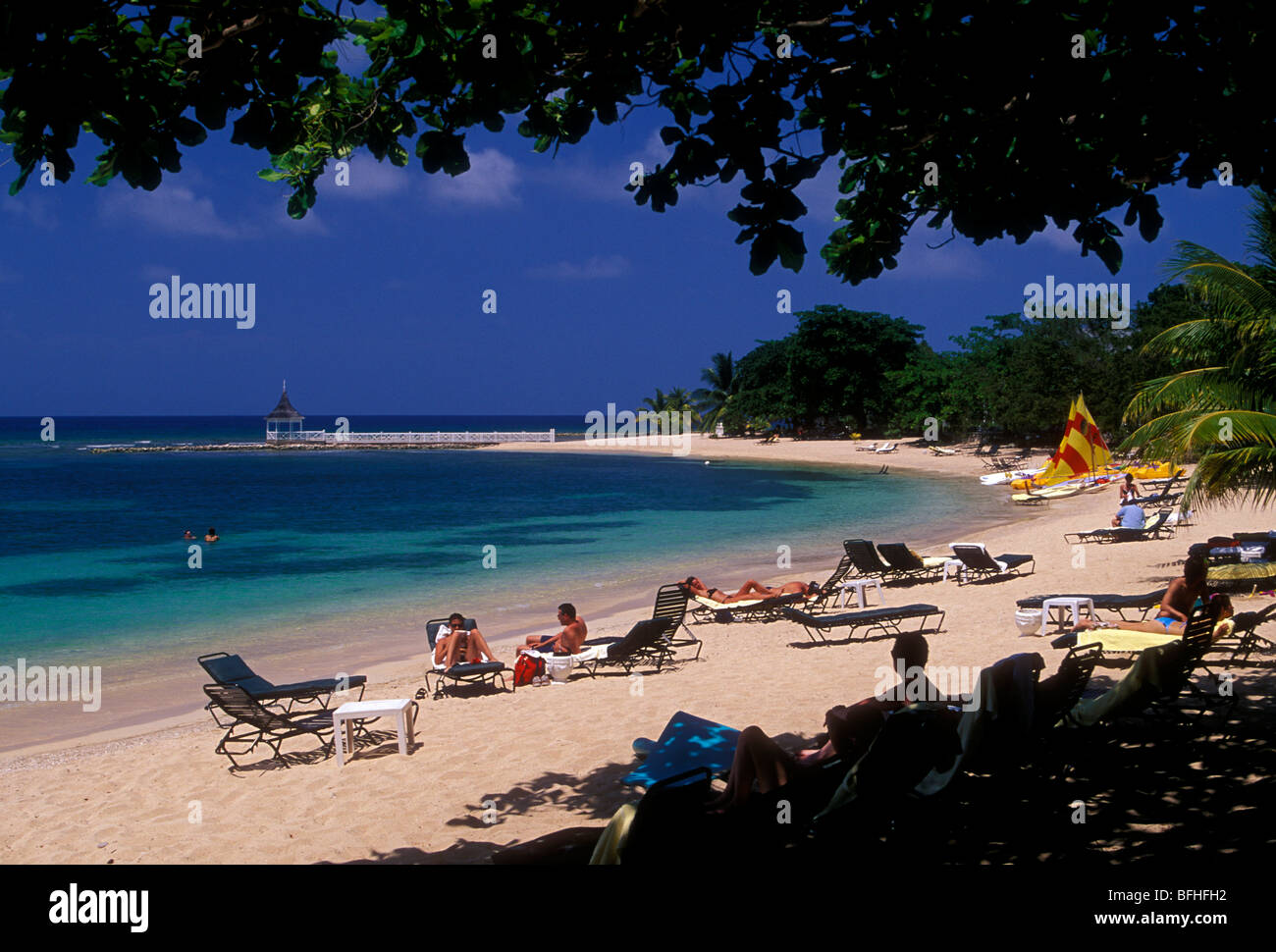 tourists, vacation, holiday, beach, Half Moon Beach, Half Moon Golf