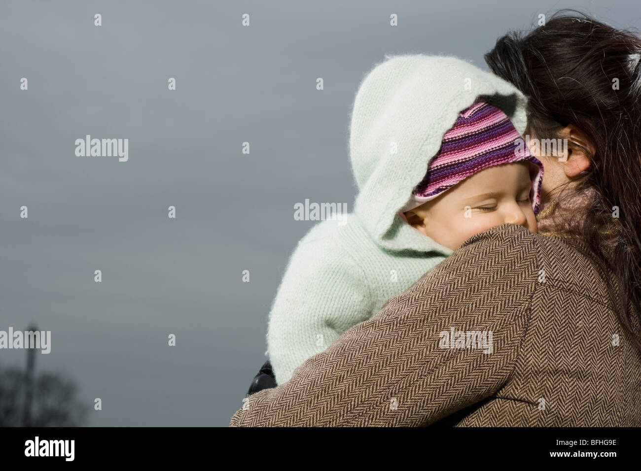 Baby in mother arms hi-res stock photography and images - Alamy