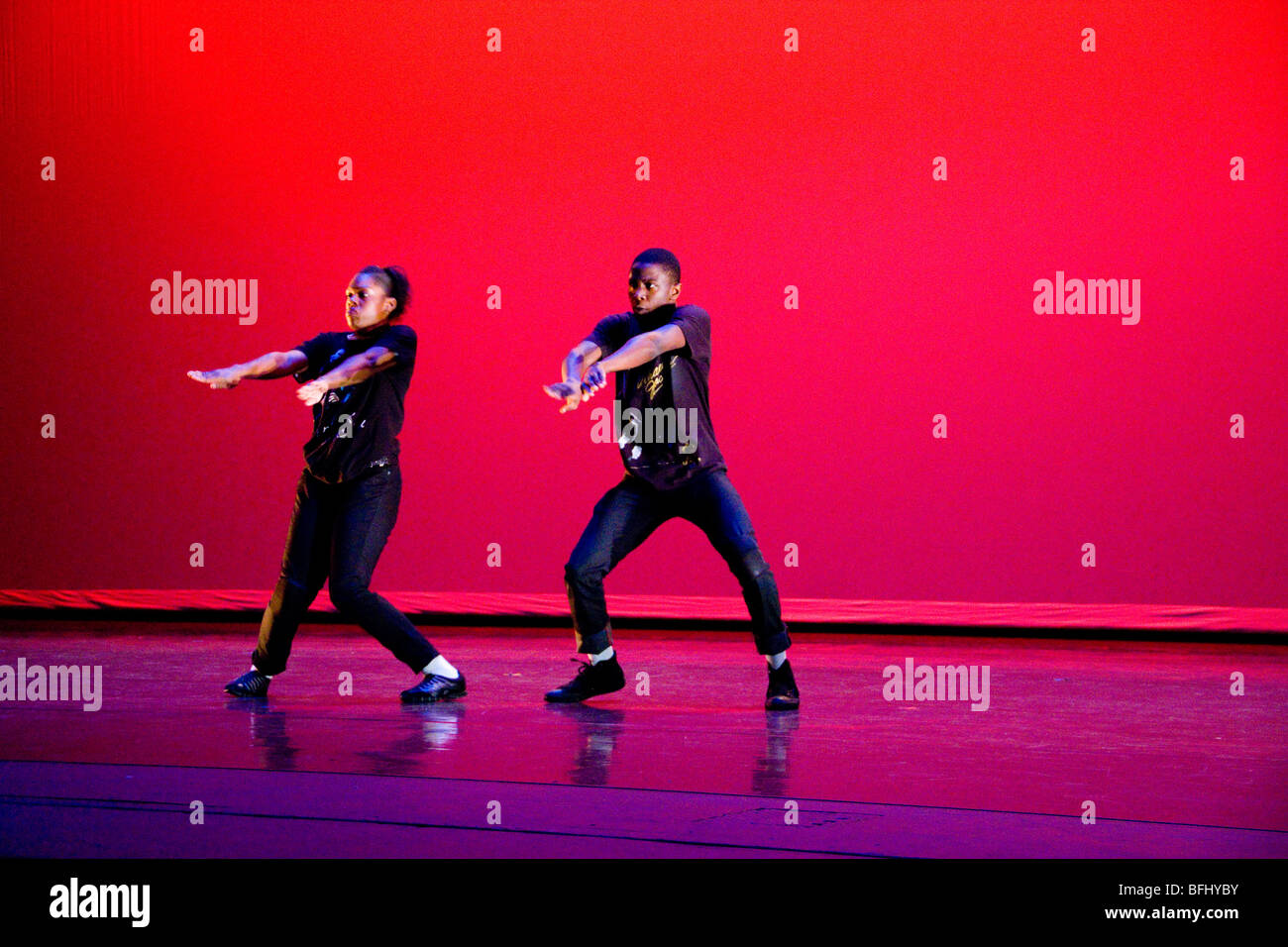 perform present choreograph modern jazz ballet hiphop student stage