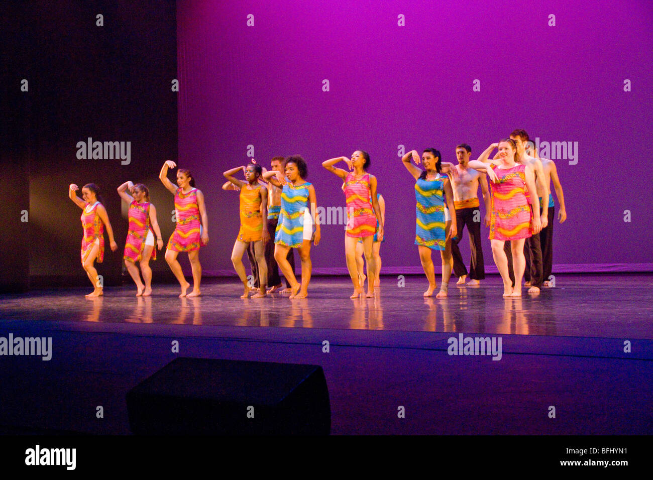perform present choreograph modern jazz ballet hiphop student stage