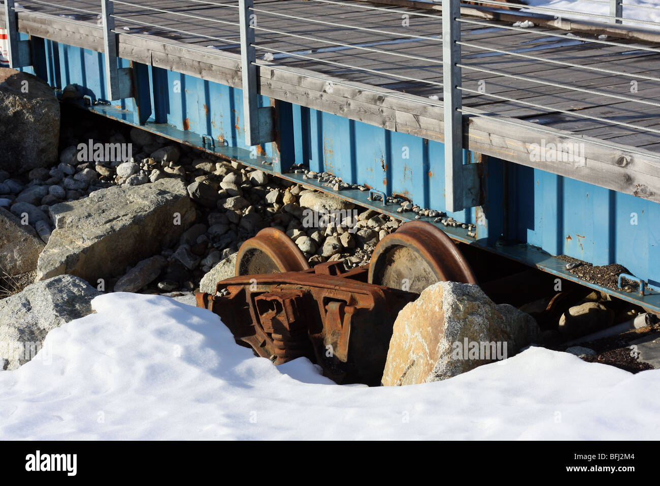 Train and car bridge hires stock photography and images Alamy