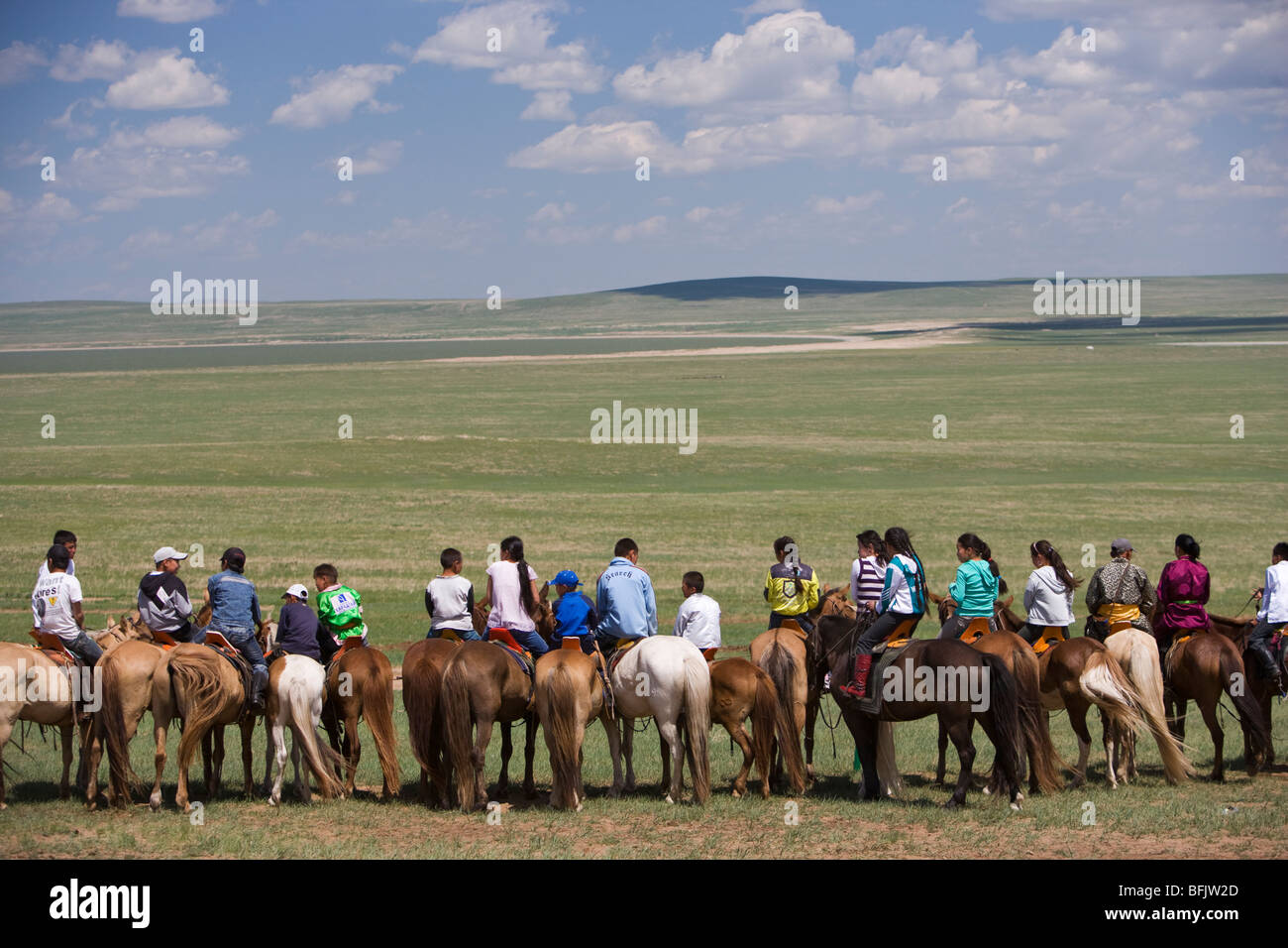 mongolian-nadaam-in-the-east-of-the-coun