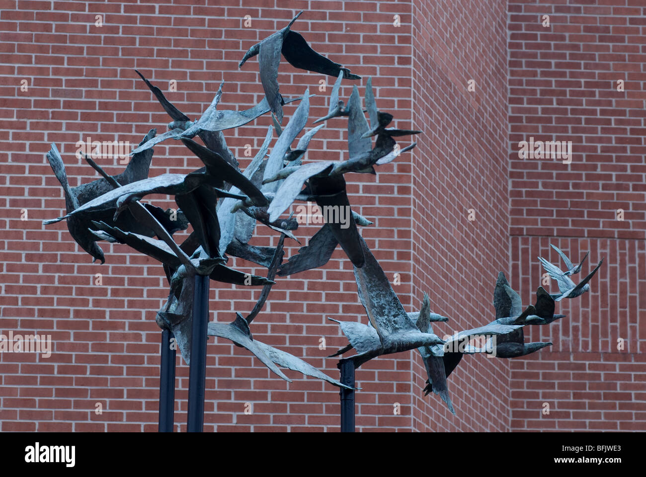 Sculpture in Baltimore Sea Birds by Norman Therrien – Calvin Rodwell Elementary – 1976 - Hillsdale Stock Photo