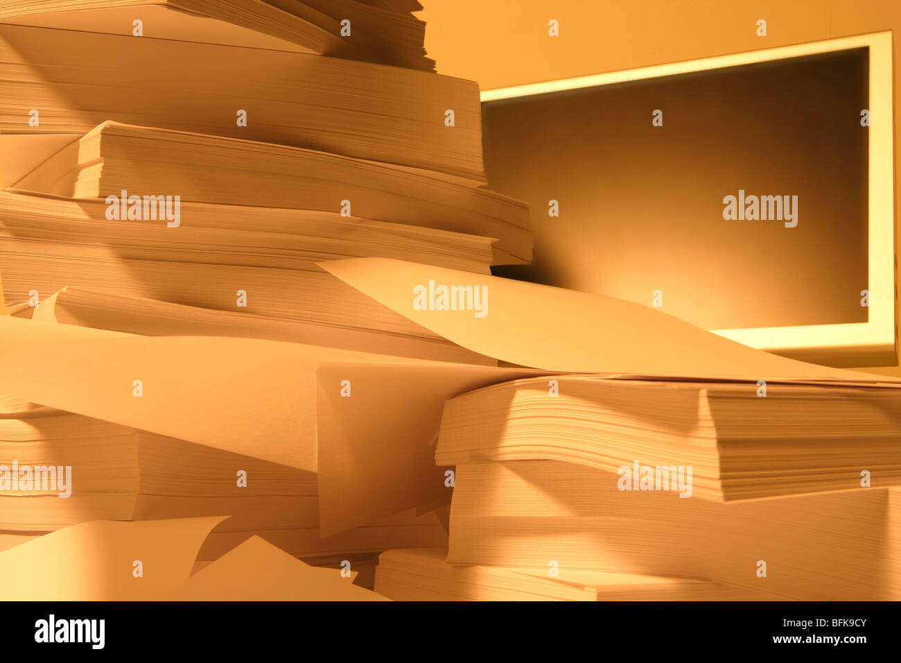 Computer Paper Stack Flat document hi-res stock photography and images - Alamy