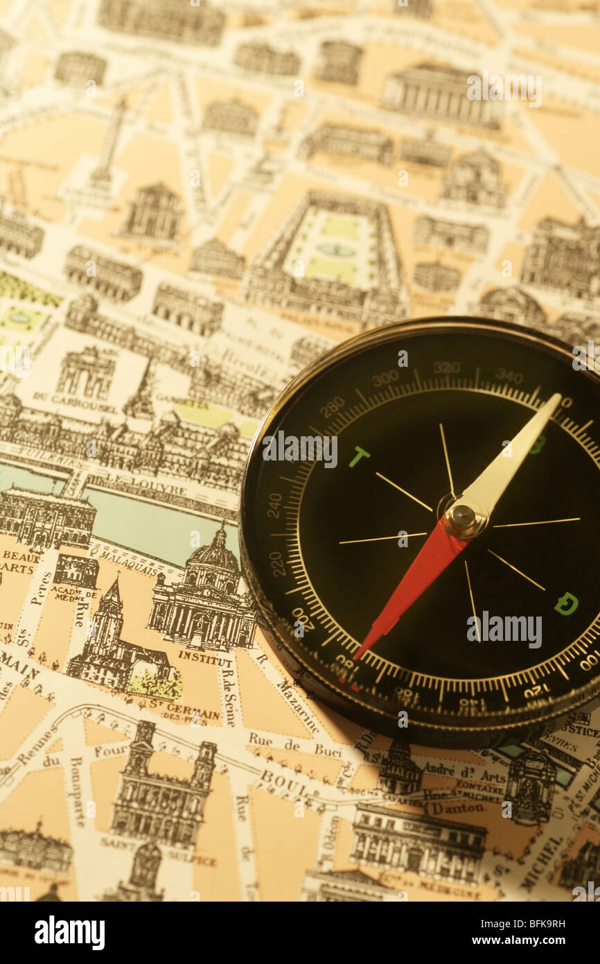 Map of Paris and compass Stock Photo Alamy