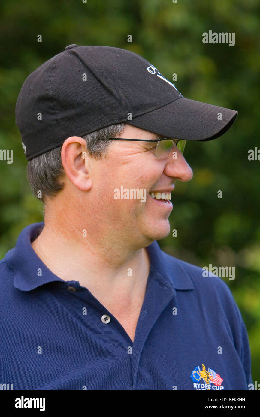 Man wearing white cap hi-res stock photography and images - Alamy