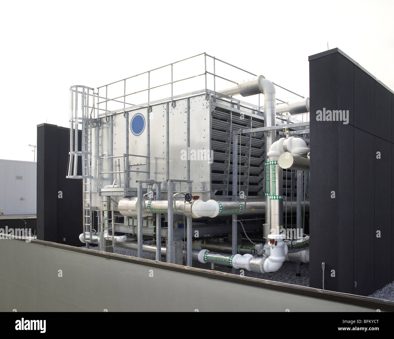 Commercial Roof Top Air Conditioning Unit, commercial air conditioner, Baltimore, Maryland USA Stock Photo