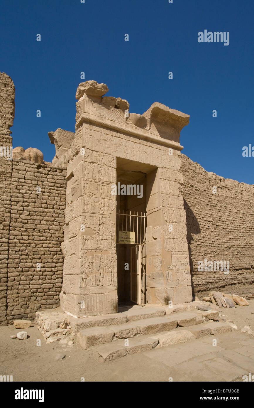 Entry gate to the Ptolemaic Temple at Deir el-Medina, the Workers' Village on the West Bank, Luxor, Egypt Stock Photo