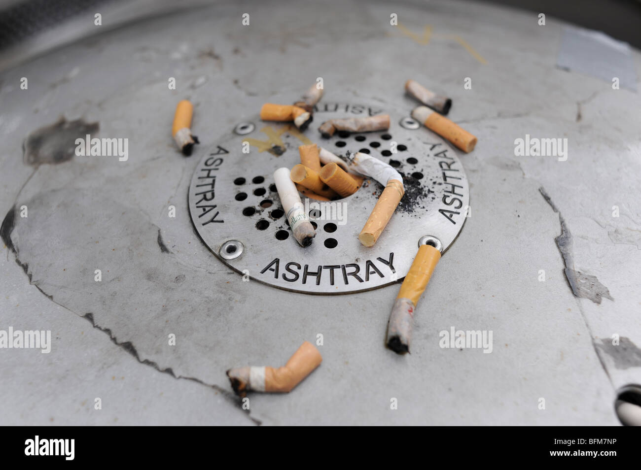 bond one cigarettes Bond Cigarettes