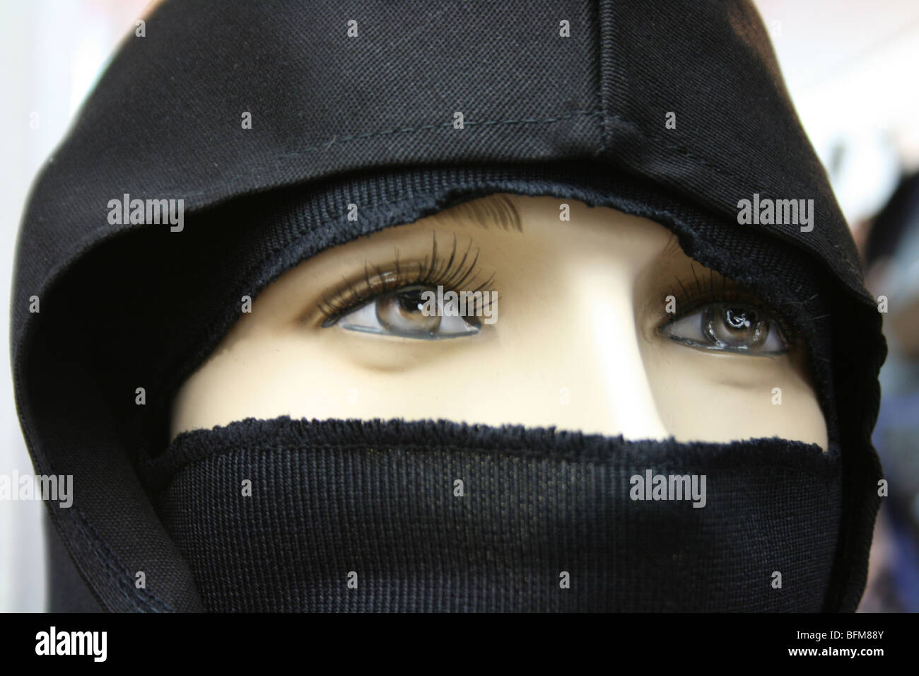 Female mannequin black hi-res stock photography and images - Alamy